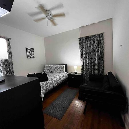 Comfortable 2-Bdrm Spacious Home With Wifi & Patio 印第安納波利斯 外观 照片
