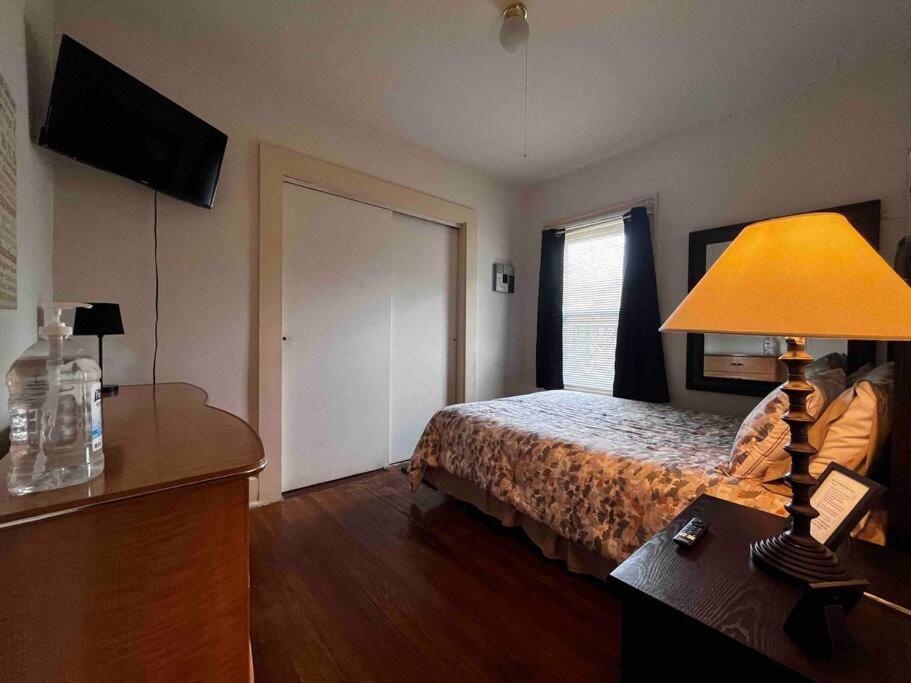 Comfortable 2-Bdrm Spacious Home With Wifi & Patio 印第安納波利斯 外观 照片