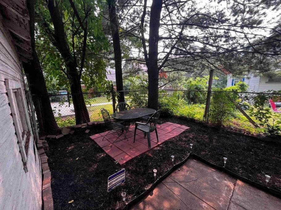 Comfortable 2-Bdrm Spacious Home With Wifi & Patio 印第安納波利斯 外观 照片