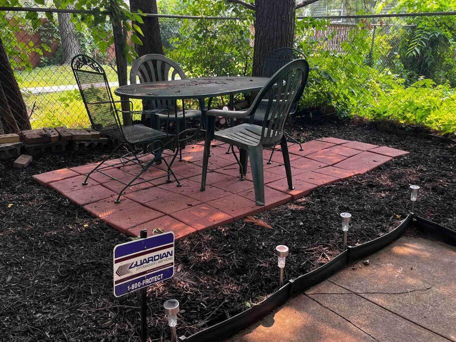 Comfortable 2-Bdrm Spacious Home With Wifi & Patio 印第安納波利斯 外观 照片
